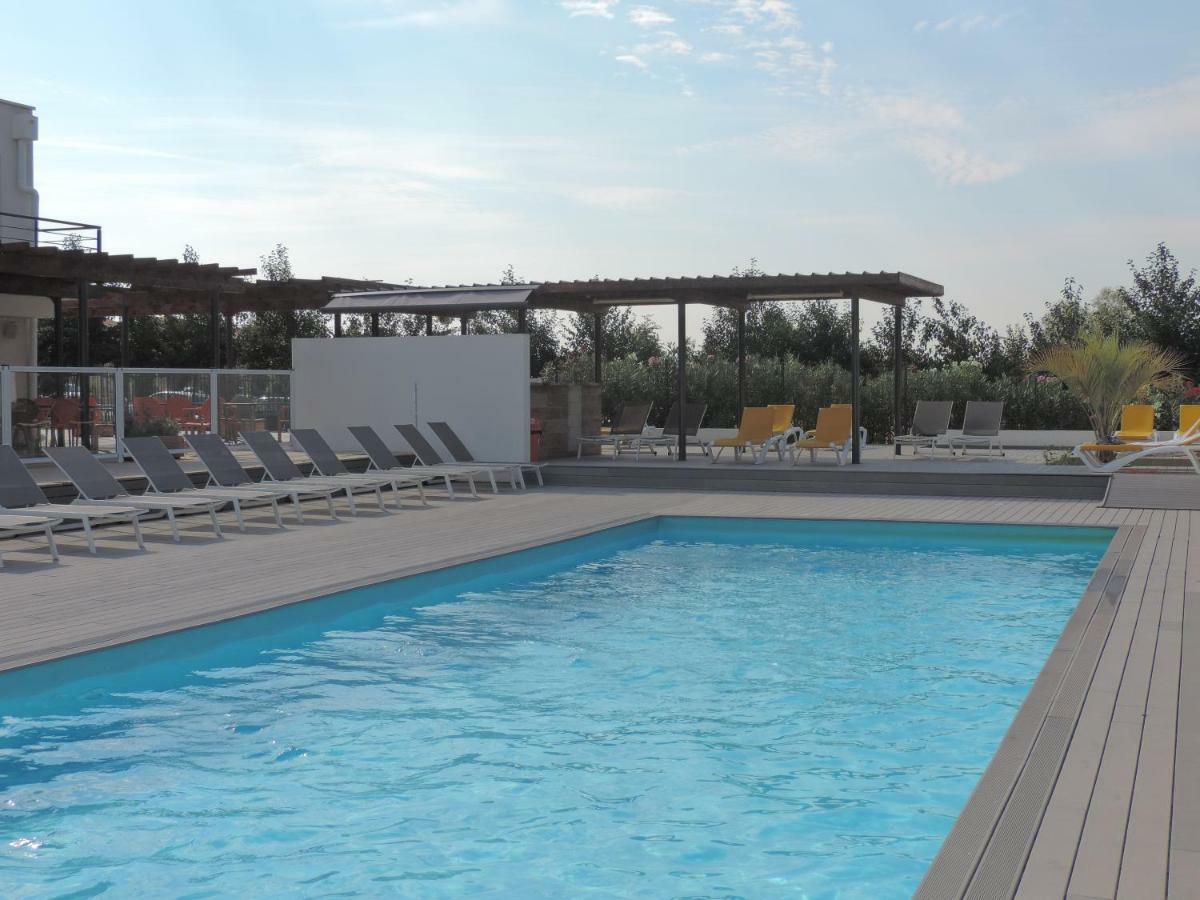 آيكس أومبروفينس Studios Nuitee En Provence المظهر الخارجي الصورة